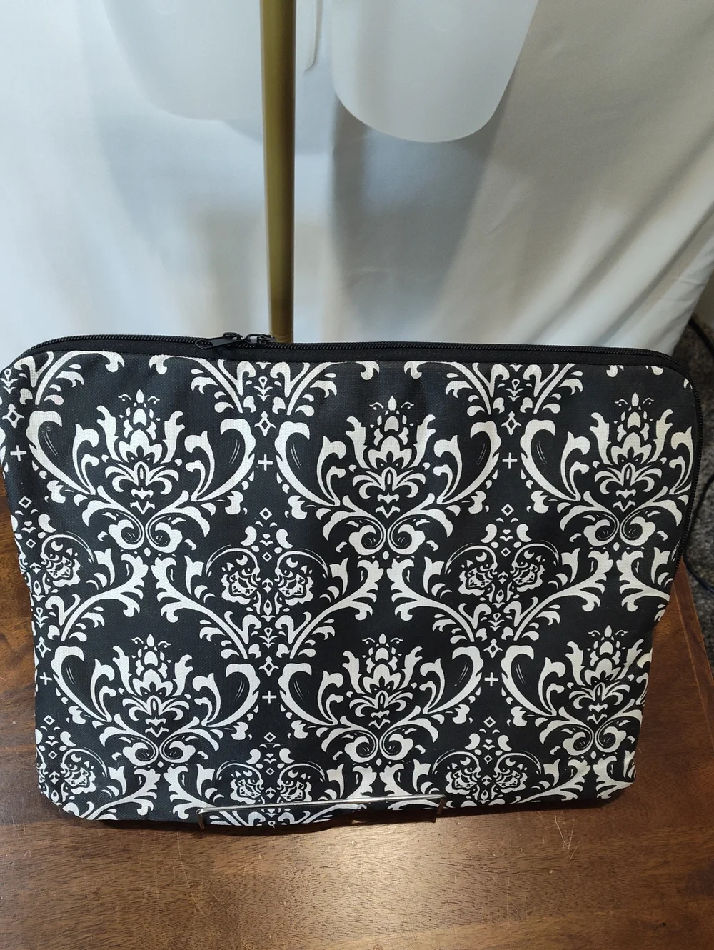 Black & White Damask Laptop Sleeve - Unbranded